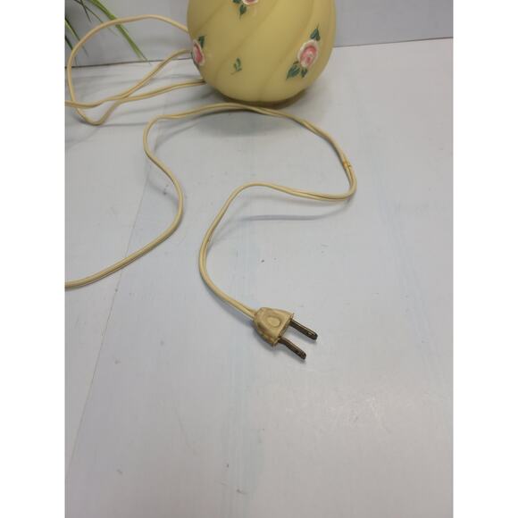 Vintage Lt Yellow Lamp Glass Boudoir Vanity, Rose Swirl, Reverse Paint - Picture 3 of 5